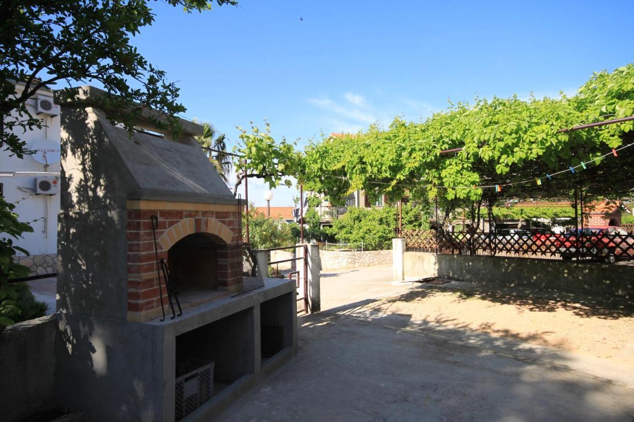Apartment Jelsa 5703A Luaran gambar